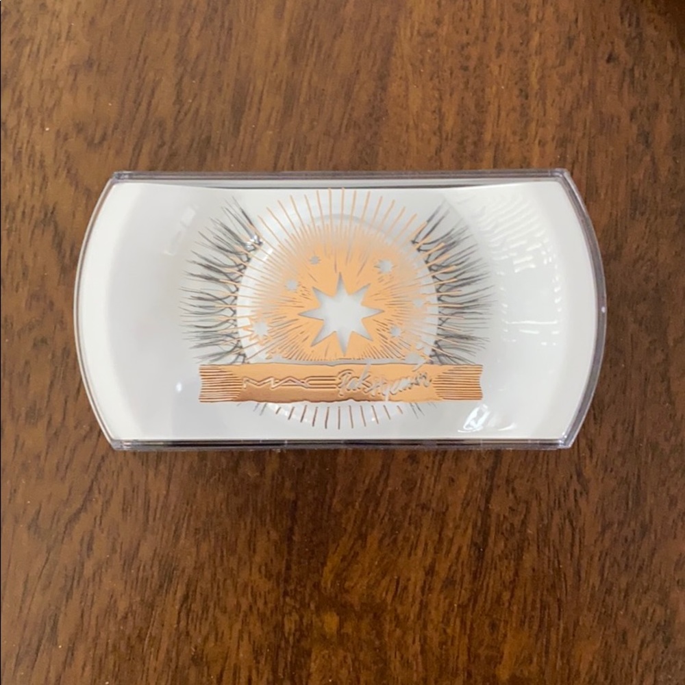 *NEW* LE MAC x Pony Park Ketu Lashes